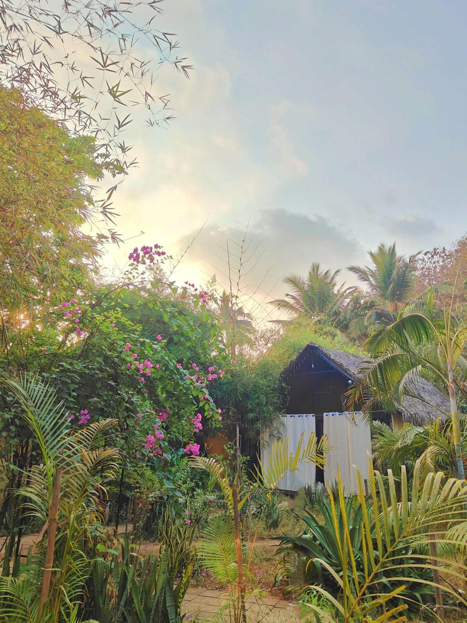 Nada Brahma Patnem Beach Exterior photo